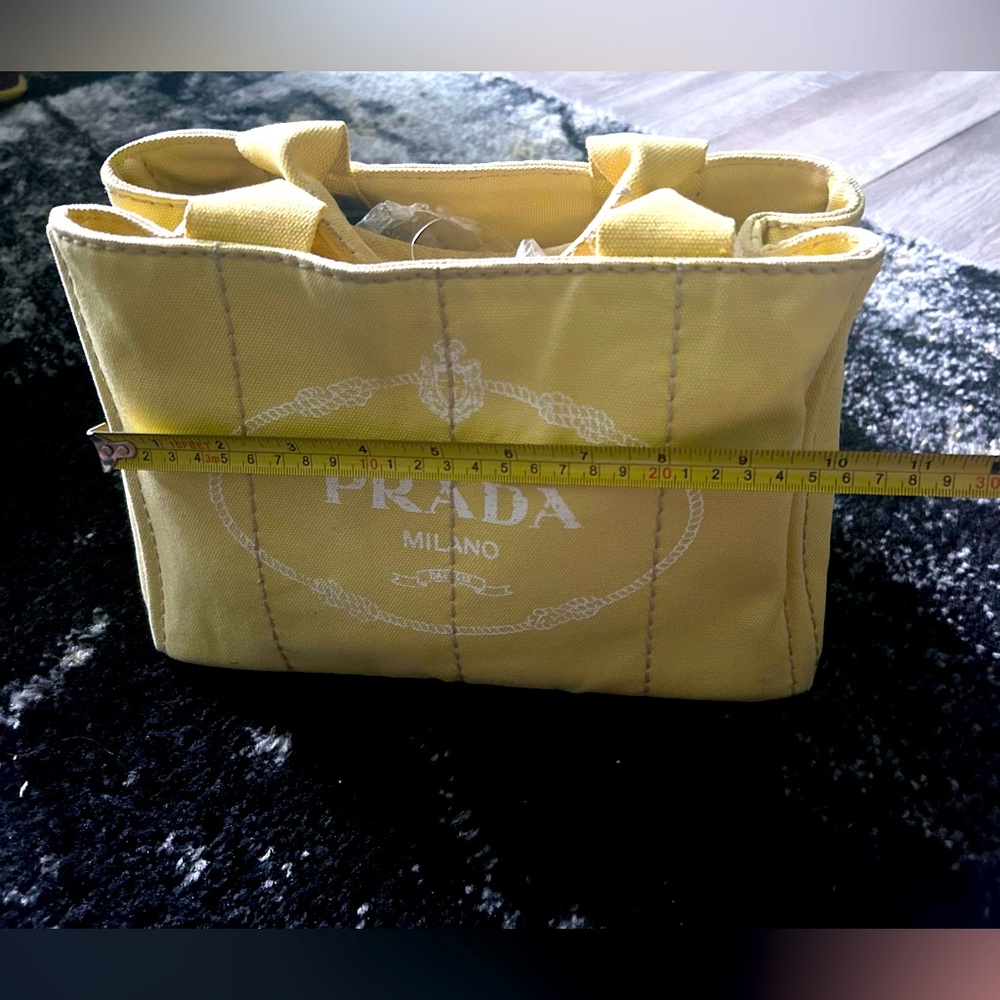 Authentic Yellow Prada Canapa - Picture 15 of 16